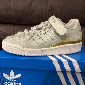 Adidas form low brand new in box women’s size 6